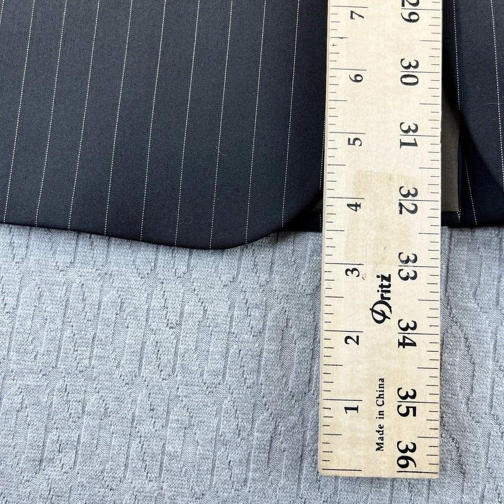 Hugo boss stretch Men (42R) made in USA black pinstripe formal business‎ blazer